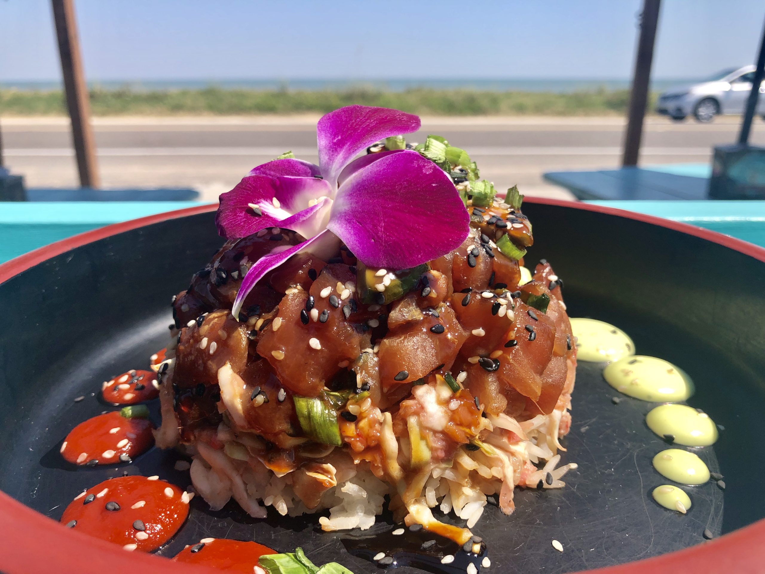 Break-Awayz oceanfront dining room and view